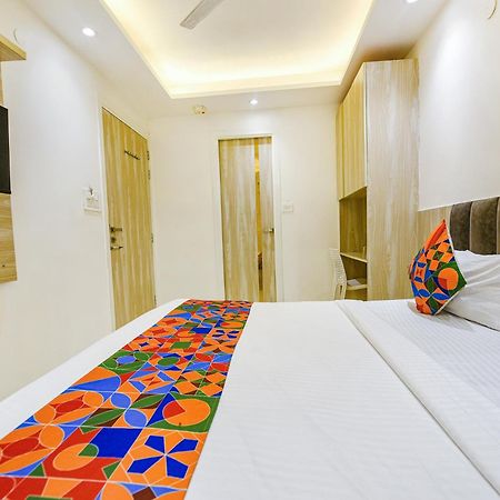 Fabhotel Luxury Inn Near Adarsh Nagar Metro Delhi  Exteriör bild
